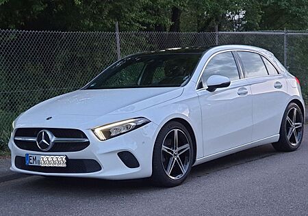 Mercedes-Benz A 200 - Progressive * LED Scheinwerfer Panorama