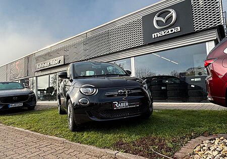 Fiat 500E 3+1 Limousine 118PS