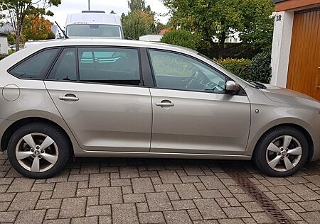 Skoda Rapid 1.2 TSI 77kW Ambition Spaceback Ambition