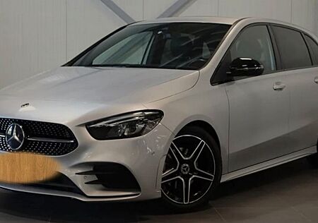 Mercedes-Benz B 180 DCT -