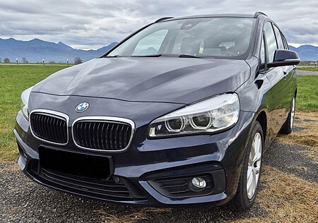 BMW 2er 220 Gran Tourer 220d xDrive A -