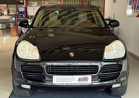 Porsche Cayenne S*AHK*BOSE*20ZOLL*SPORTABGAS*S-HEFT!