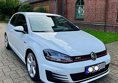 VW Golf Volkswagen 7 GTI, APR Software, Gewindefahrwerk