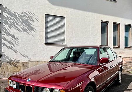 BMW 525 gebraucht kaufen BMW 525i E34 M50 2. Hand checkheft calypso rot