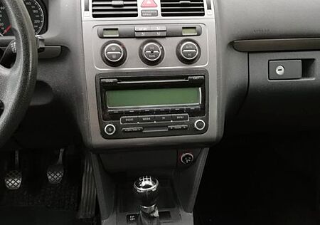 VW Touran Volkswagen 1.4 TSI Trend