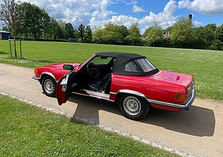 Mercedes-Benz 280 SL (R107)