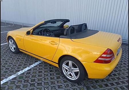 Mercedes-Benz SLK 200 Automatik Leder TüV Neu 09 / 27 !