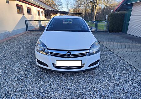 Opel Astra 1.4 gepflegt