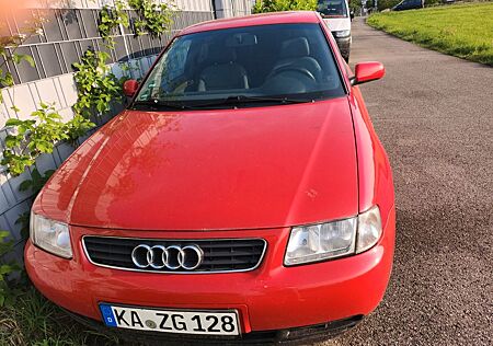 Audi A3 1.6 Ambiente Ambiente