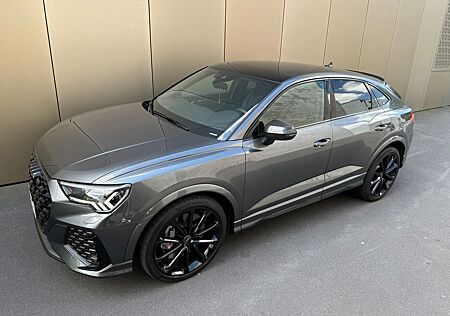 Audi RS Q3 RSQ3 Matrix Pano Keramik RS-Sitze 360°Garantie