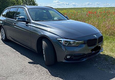 BMW 320d Turing Pano/ Bh LLR /Leder /Autom/ LED/Shg