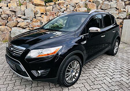 Ford Kuga Champions Edition Allrad / Automatik