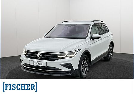 VW Tiguan Volkswagen 1.5TSI DSG Life Matrix SHZ ACC PDC Vorber