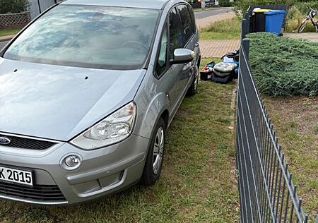Ford S-Max 2,0 TDCi 96kW DPF Ambiente Ambiente