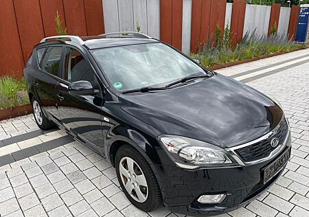 Kia Cee'd Ceed 1.6*Wenig KM*Tüv12/25*Klima*Navi*Scheckheft