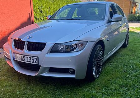 BMW 325i -