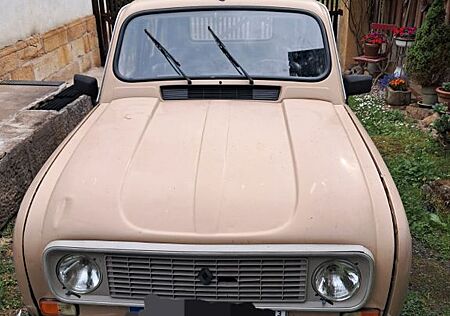Renault R 4