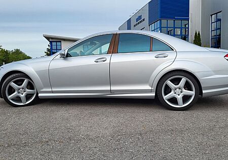 Mercedes-Benz S 500 AMG Paket nur 22 tkm !