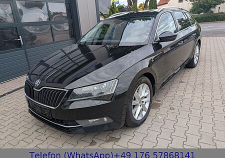 Skoda Superb Combi Style 4x4 Leder LED