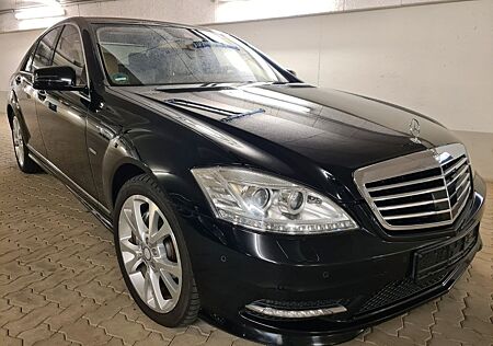 Mercedes-Benz S 500 CGI BE 4Matic AMG SPORT-PAKET