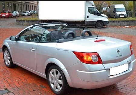 Renault Megane Coupé-Cabriolet Dynamique 2.0 16V Dyn...