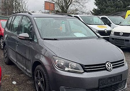 VW Touran Volkswagen Trendline