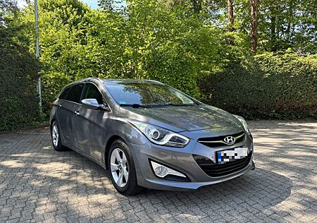 Hyundai i40 cw 1.7 CRDi Premium 100kW Premium