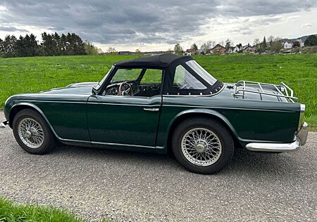 Triumph TR4