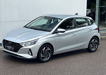 Hyundai i20 Intro Edition Mild-Hybrid NAVI BOSE
