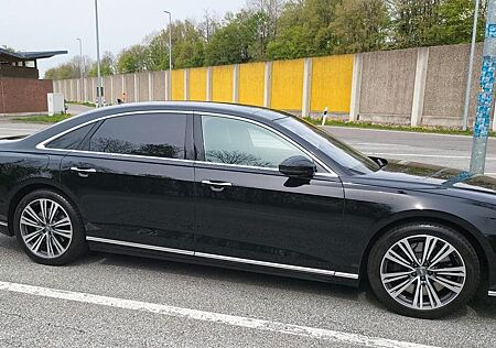 Audi A8 L 60 TFSI e quattro tiptronic -