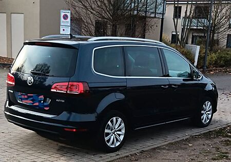 Volkswagen  VW Sharan 2.0 TDI-7 Sitzer-Navi-Bi xenon-Leder