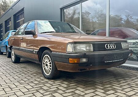 Audi 200 turbo (C3) 10V