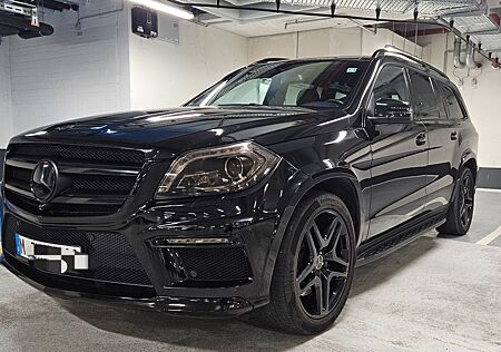 Mercedes-Benz GL 350 BlueTEC 4MATIC -AMG Paket-voll Ausstattun