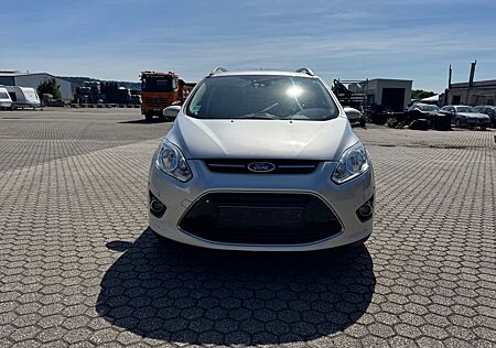 Ford Grand C-Max 2,0TDCi 103kW Titanium