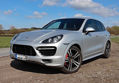Porsche Cayenne Turbo/AHK/BOSE/LUFT/PANO