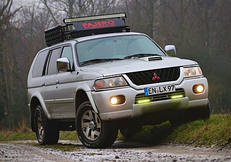 Mitsubishi Pajero Sport 2.5 GLS - Offroad King!