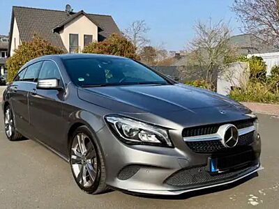 Mercedes-Benz CLA 200 Shooting Brake | Automatik