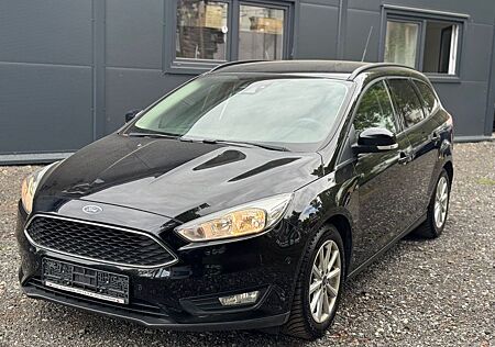 Ford Focus Turnier Business*1,0*Navi*Klima*PDC*Eu6*