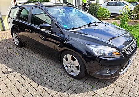 Ford Focus 1,8 Style Turnier Style
