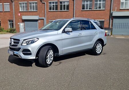 Mercedes-Benz GLE 350 gebraucht kaufen Mercedes-Benz GLE 350 d 4MATIC -