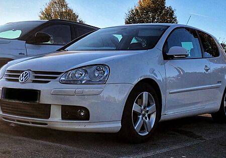 VW Golf Volkswagen V 1.4 TSI, KD wird im Juni neu gemacht!