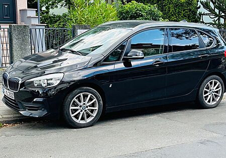 BMW 2er 225 Active Tourer 225xe iPerformance Steptro...