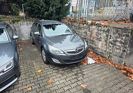 Opel Astra J Sports Tourer Design Edition Navi,PDC