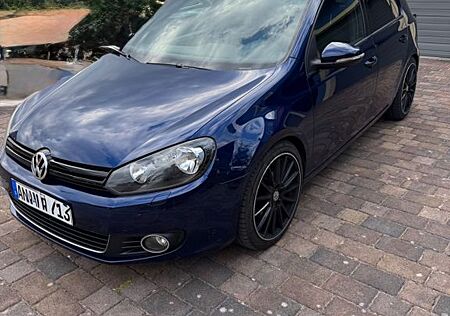VW Golf Volkswagen 1.4 TSI 90 kW Highline Highline