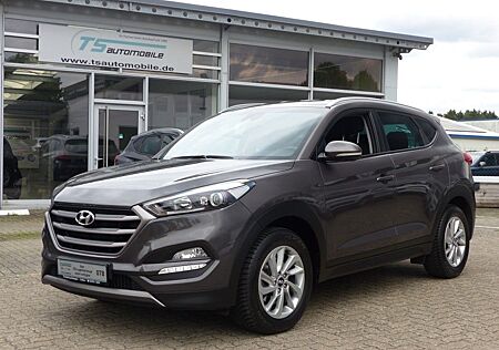 Hyundai Tucson Intro Edition 2WD Navi+Kamera+Spurh+Totw.
