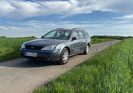 Ford Mondeo 1.8 Turnier Ghia