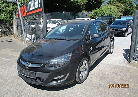 Opel Astra J Lim. 5-trg. Active