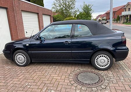 VW Golf Volkswagen 1.6 Trendline Cabriolet Trendline