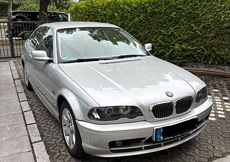 BMW 320Ci -