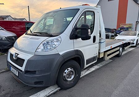 Peugeot Boxer Abschleppwagen